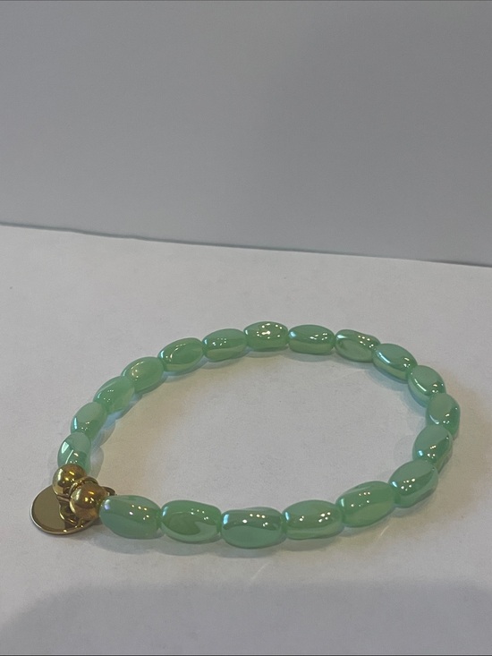 Jewelry - Green Beaded Stretch Bracelet with Gold Accent